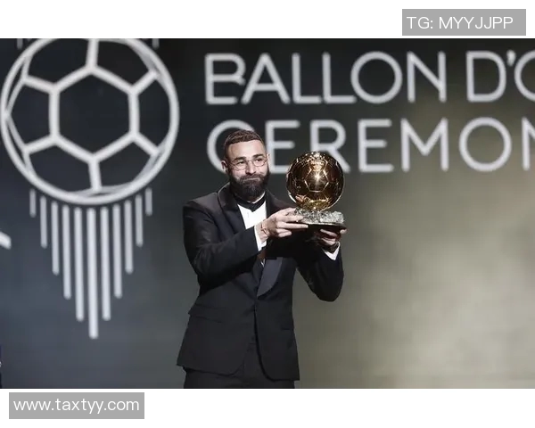 国王荣膺月度最佳球员奖实至名归展现超凡实力和领导力